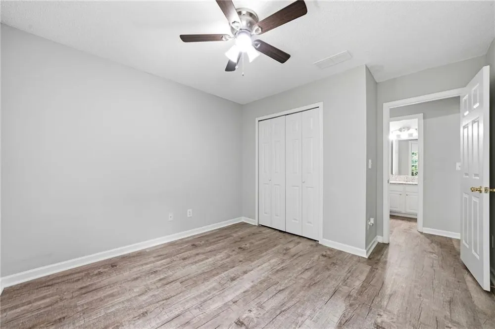 5682 Lawley Drive Johns Creek, GA 30022