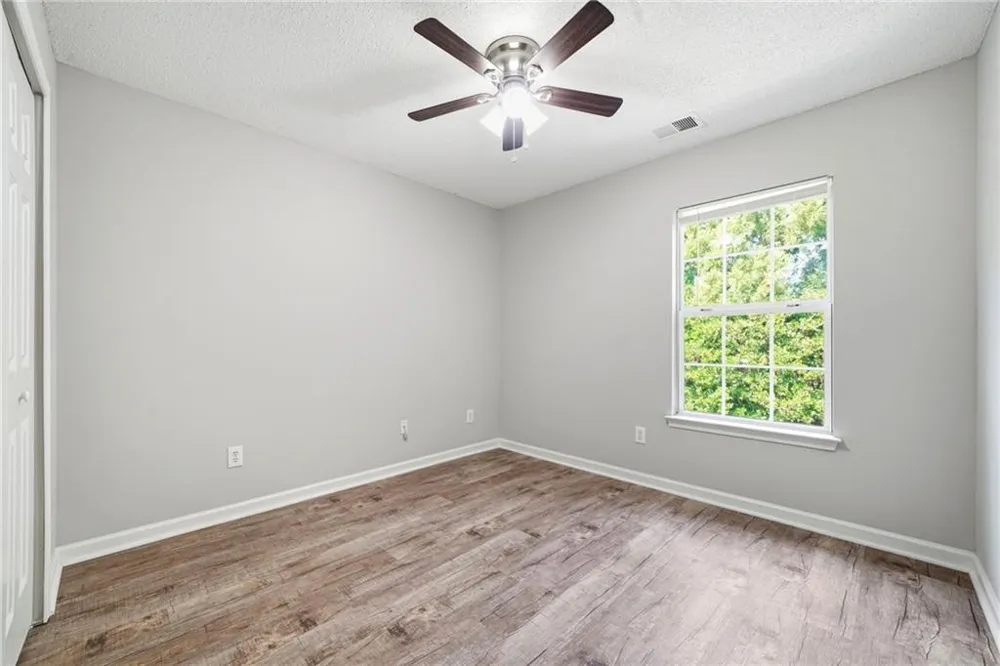 5682 Lawley Drive Johns Creek, GA 30022