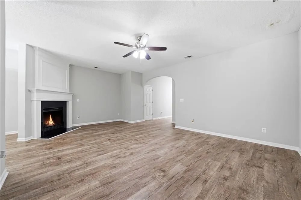 5682 Lawley Drive Johns Creek, GA 30022