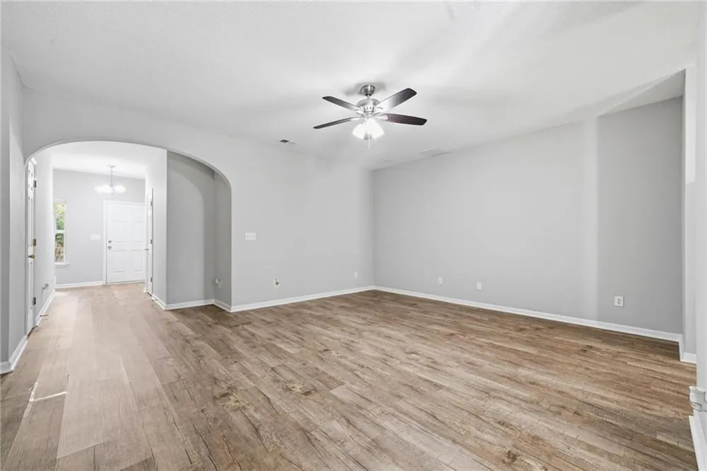 5682 Lawley Drive Johns Creek, GA 30022