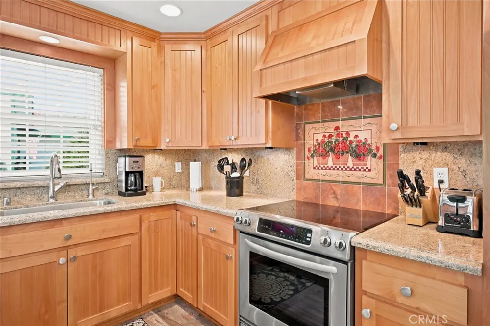 18142 Sweetwood Court Hidden Valley Lake, CA 95467