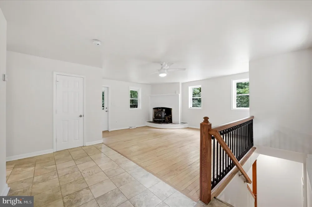 692 LAUREL LANE Bluemont, VA 20135