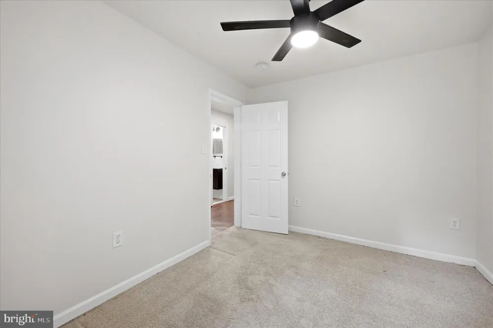 692 LAUREL LANE Bluemont, VA 20135