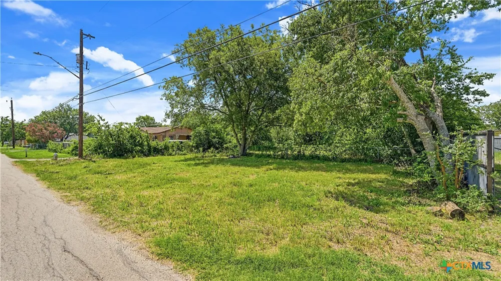 144 Dinn Drive San Antonio, TX 78218