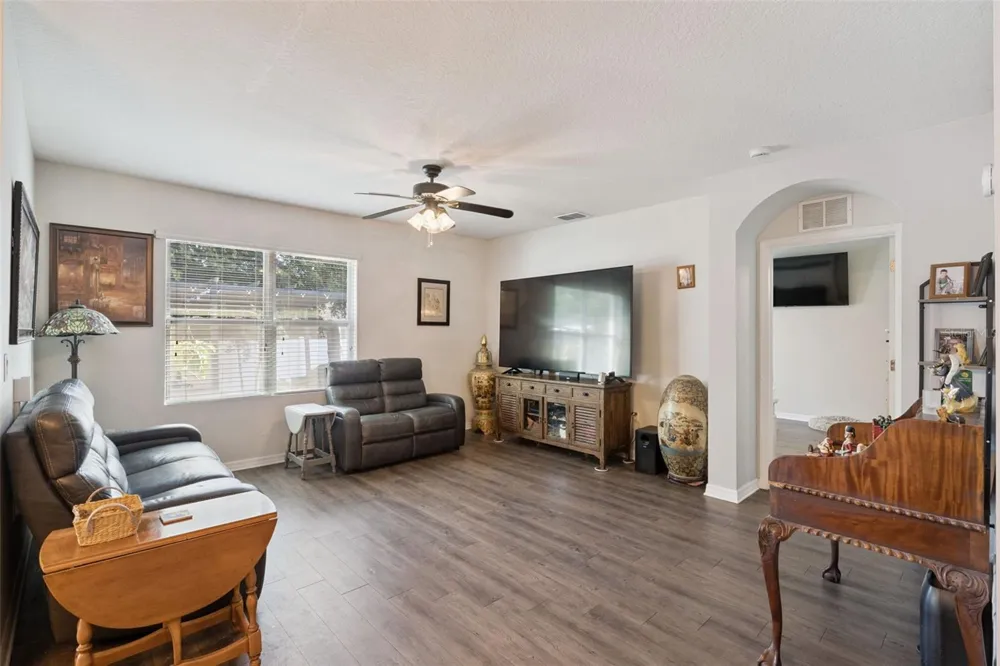 1844 SKYVIEW DRIVE Auburndale, FL 33823