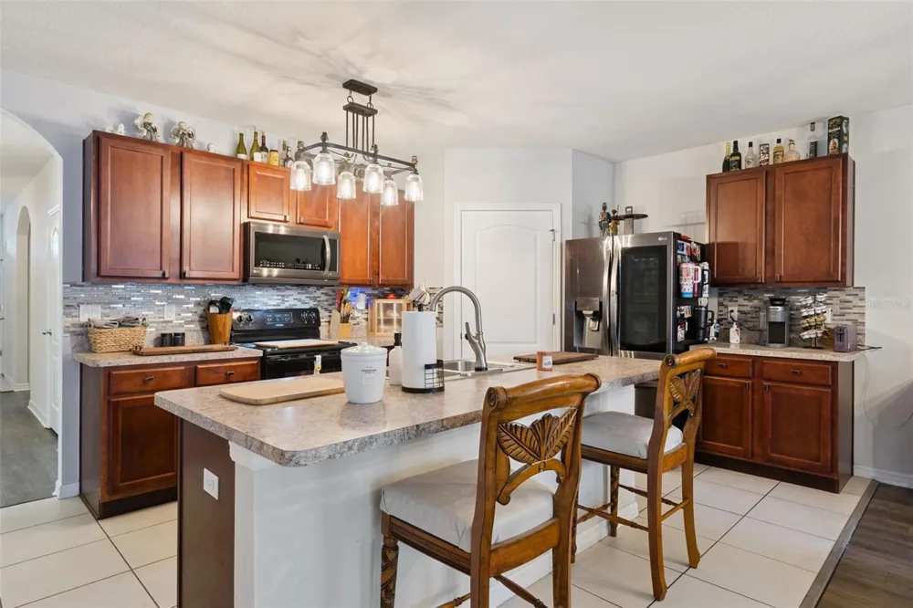1844 SKYVIEW DRIVE Auburndale, FL 33823