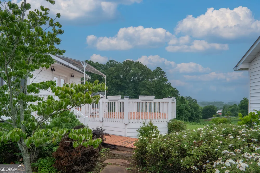 1815 Pickens ST Ball Ground, GA 30107