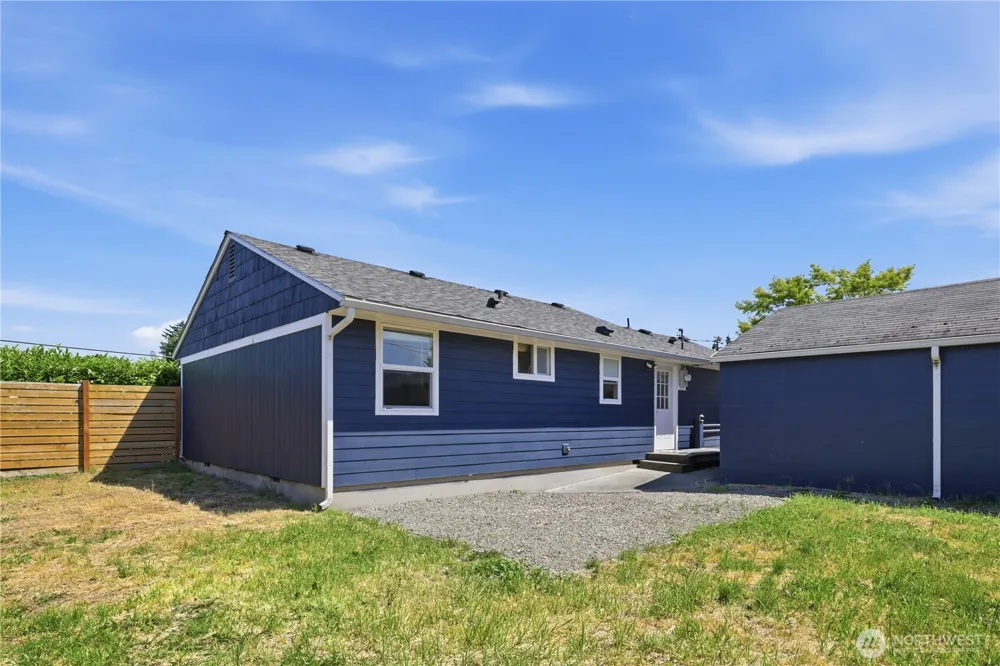 622 6th Street SE Auburn, WA 98002