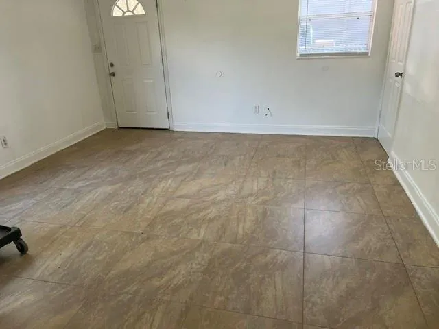 1227 SE 19TH TERRACE Gainesville, FL 32641