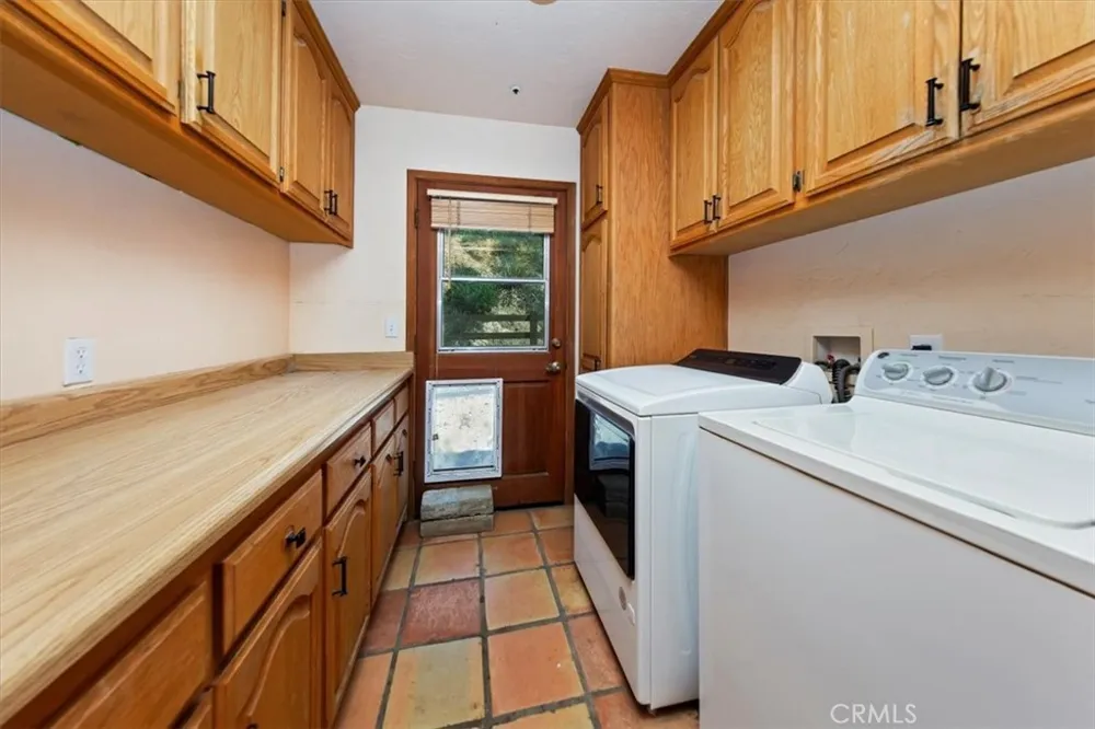 9060 Yucca Hills Road Agua Dulce, CA 91390