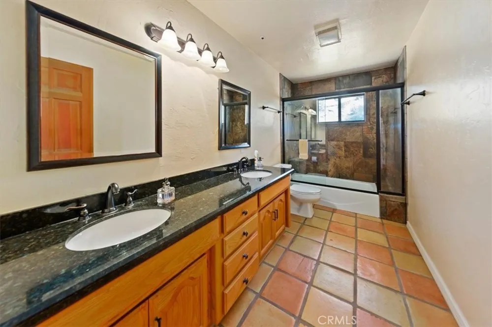 9060 Yucca Hills Road Agua Dulce, CA 91390