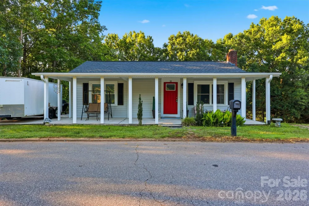 32 W Highland Avenue Granite Falls, NC 28630