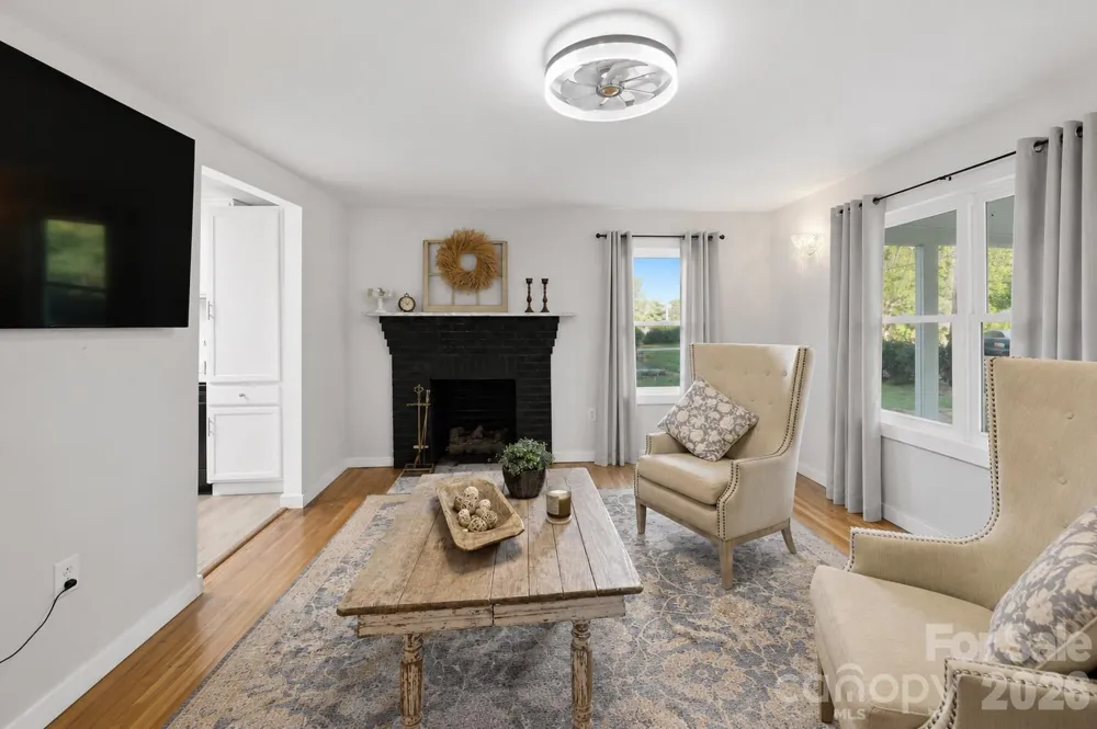 32 W Highland Avenue Granite Falls, NC 28630