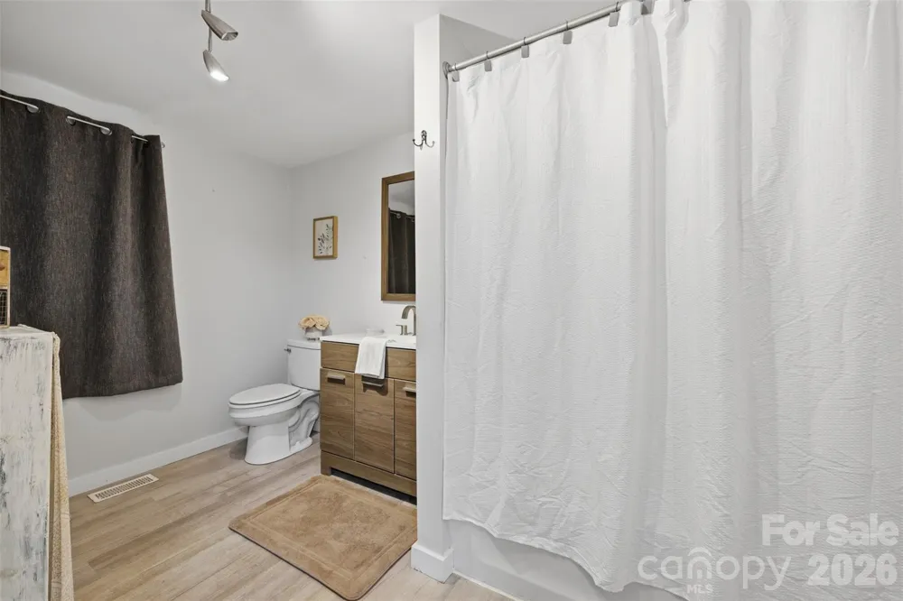 32 W Highland Avenue Granite Falls, NC 28630