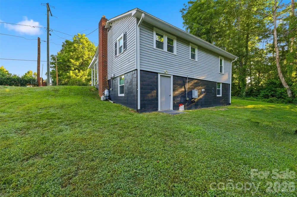 32 W Highland Avenue Granite Falls, NC 28630