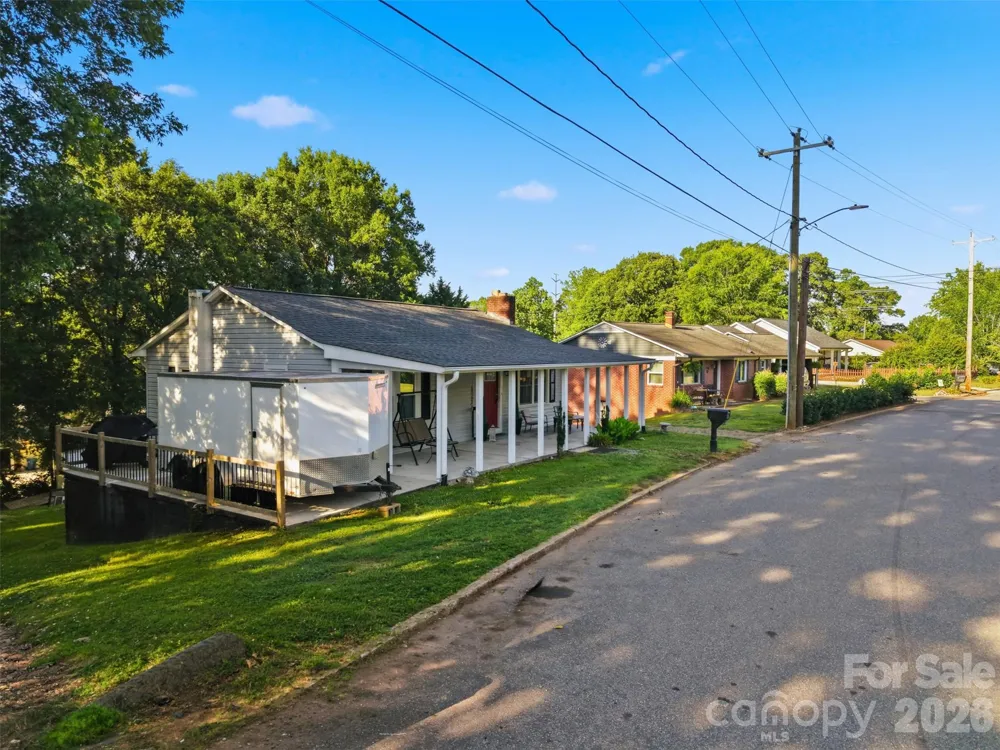 32 W Highland Avenue Granite Falls, NC 28630