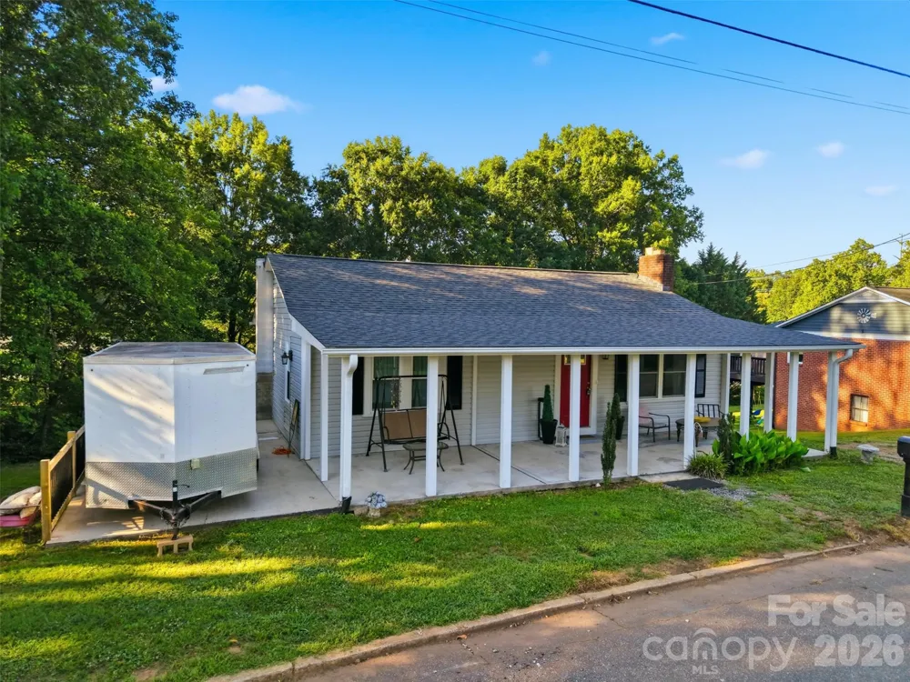 32 W Highland Avenue Granite Falls, NC 28630
