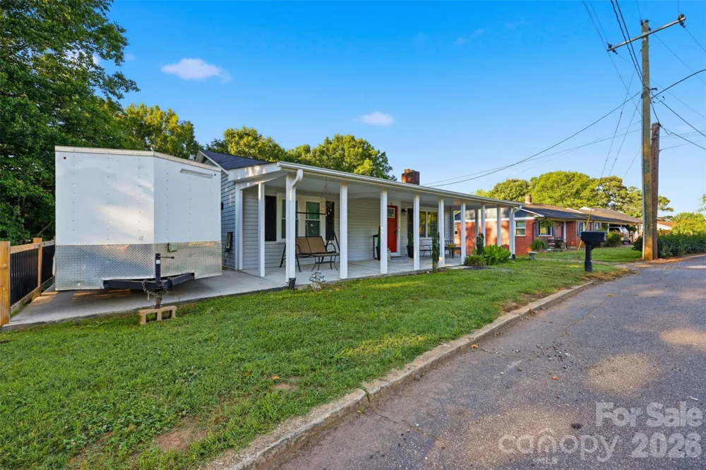 32 W Highland Avenue Granite Falls, NC 28630