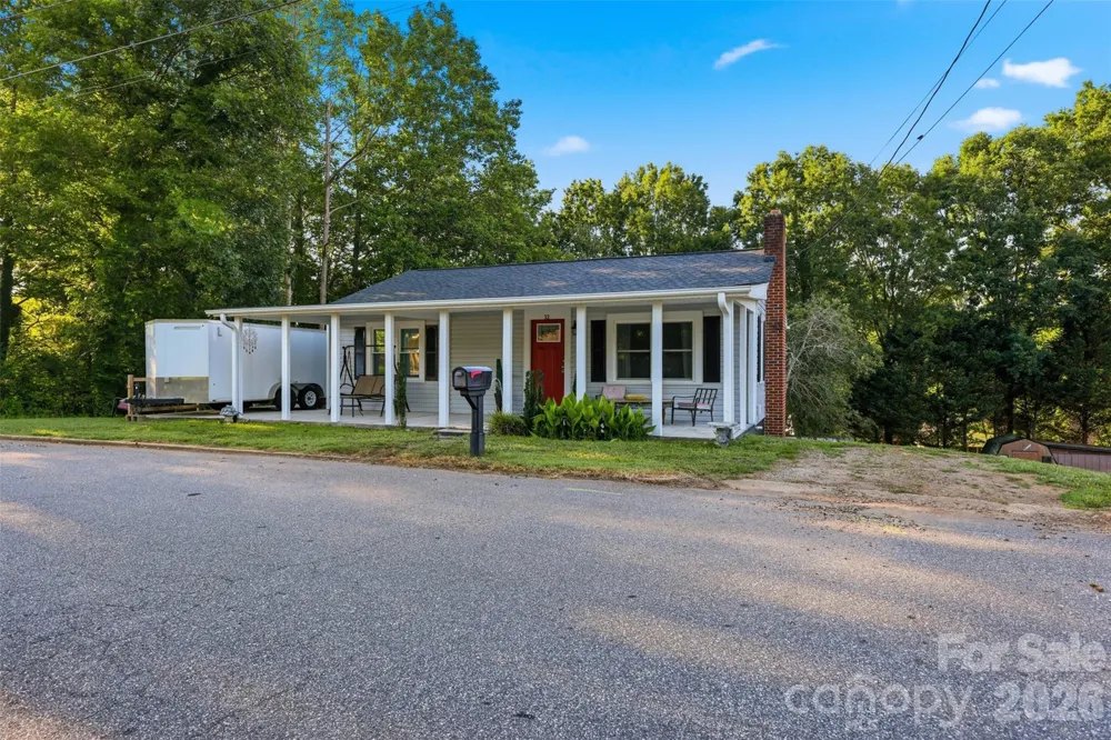 32 W Highland Avenue Granite Falls, NC 28630