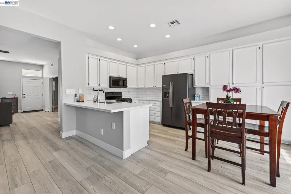 250 Fox Meadow Ct Tracy, CA 95376