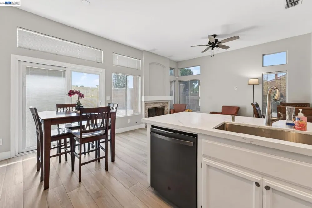 250 Fox Meadow Ct Tracy, CA 95376