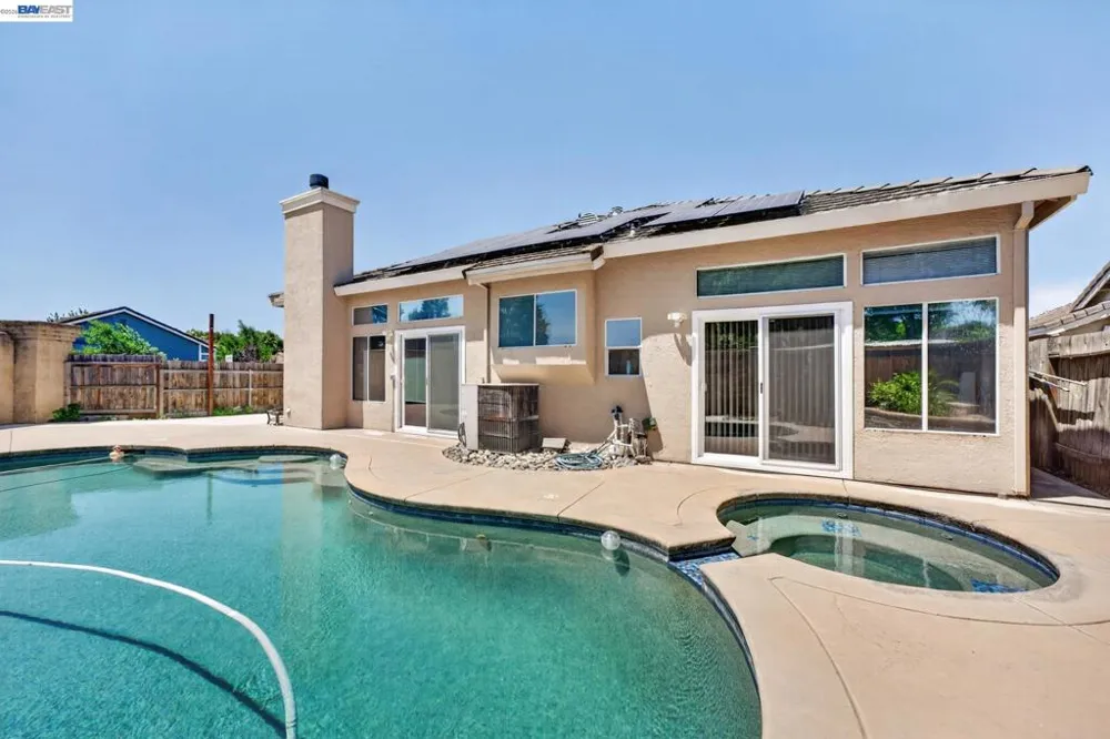 250 Fox Meadow Ct Tracy, CA 95376