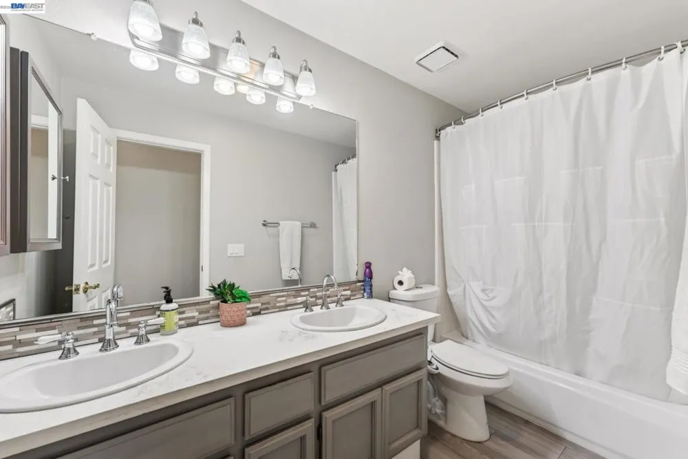 250 Fox Meadow Ct Tracy, CA 95376