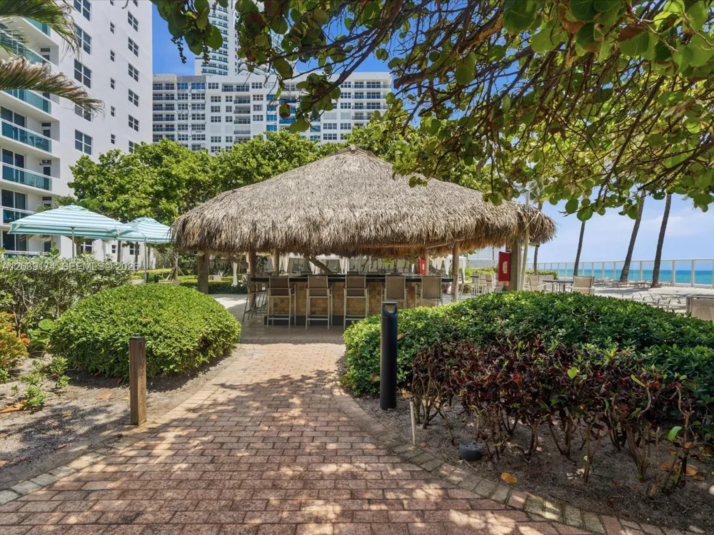 3000 S Ocean Dr #718 Hollywood, FL 33019