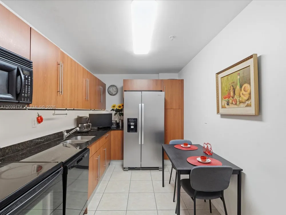 3000 S Ocean Dr #718 Hollywood, FL 33019