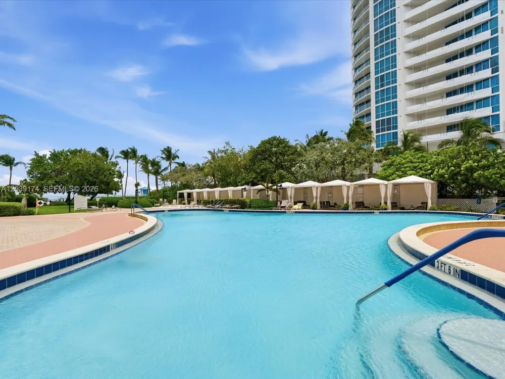 3000 S Ocean Dr #718 Hollywood, FL 33019