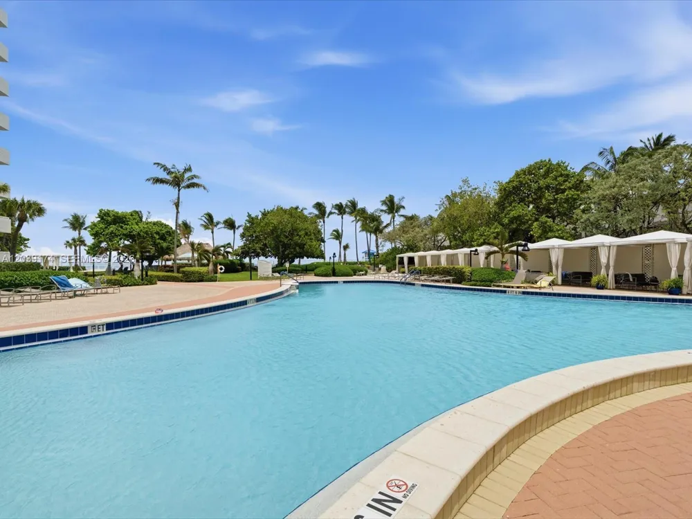 3000 S Ocean Dr #718 Hollywood, FL 33019