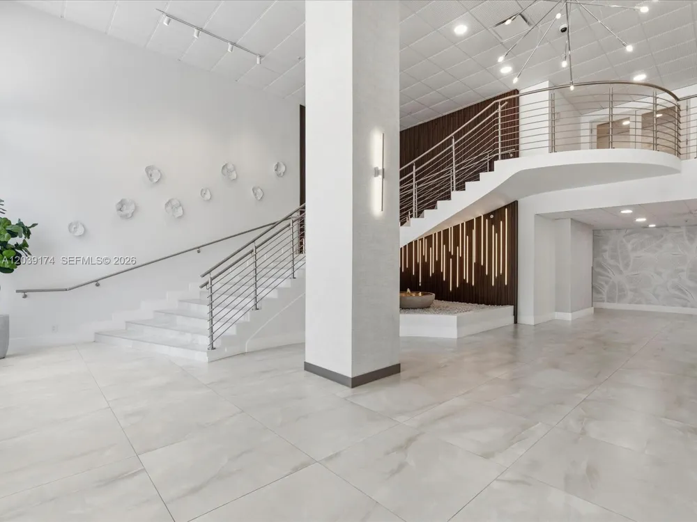 3000 S Ocean Dr #718 Hollywood, FL 33019
