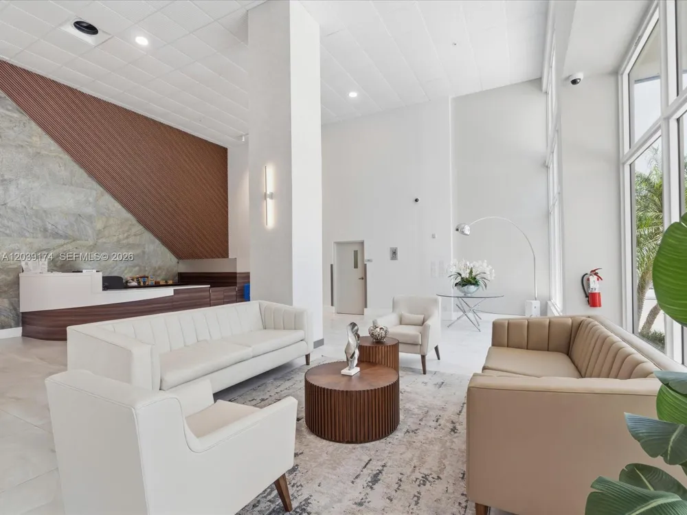 3000 S Ocean Dr #718 Hollywood, FL 33019