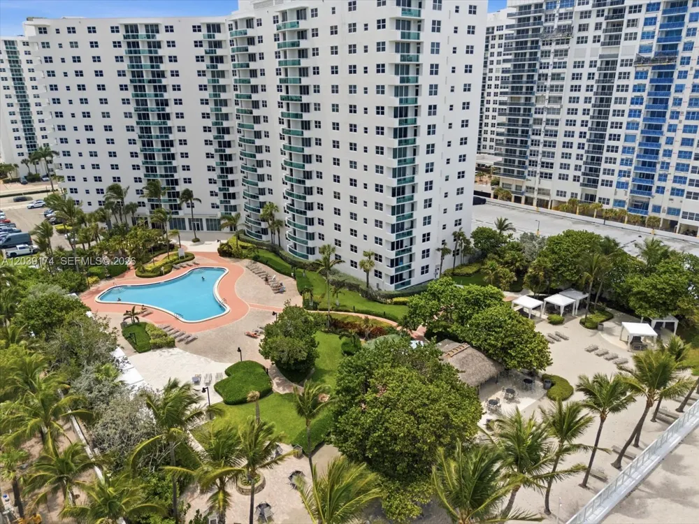 3000 S Ocean Dr #718 Hollywood, FL 33019