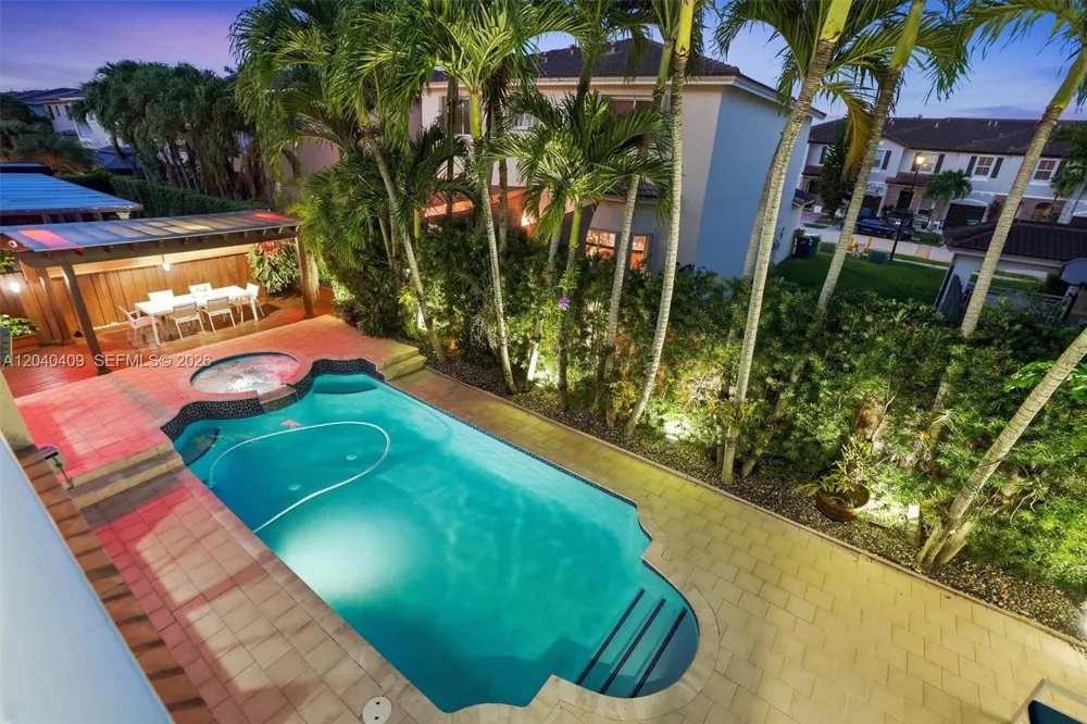 2517 SW 148th Ct Miami, FL 33185