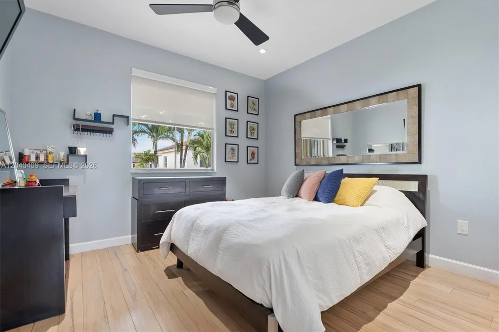 2517 SW 148th Ct Miami, FL 33185