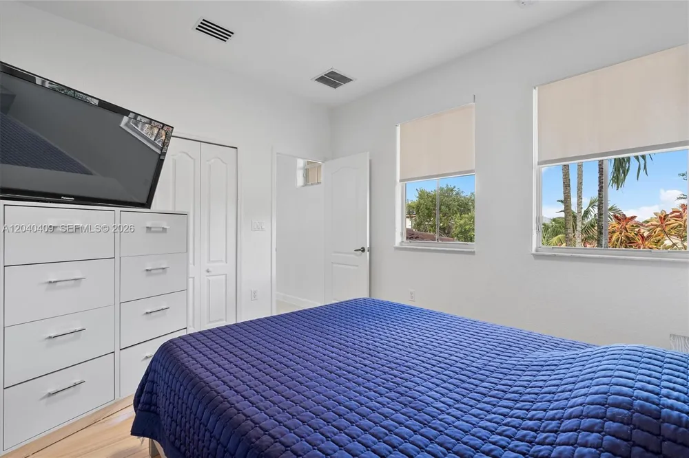 2517 SW 148th Ct Miami, FL 33185