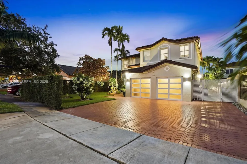 2517 SW 148th Ct Miami, FL 33185
