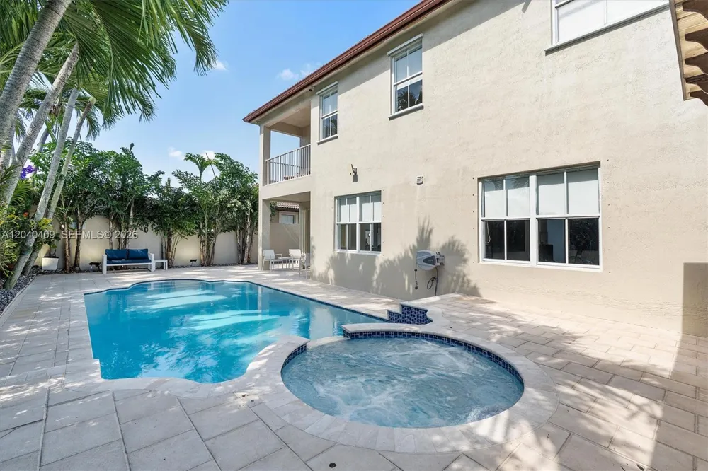 2517 SW 148th Ct Miami, FL 33185