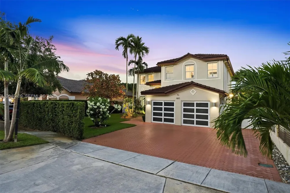 2517 SW 148th Ct Miami, FL 33185