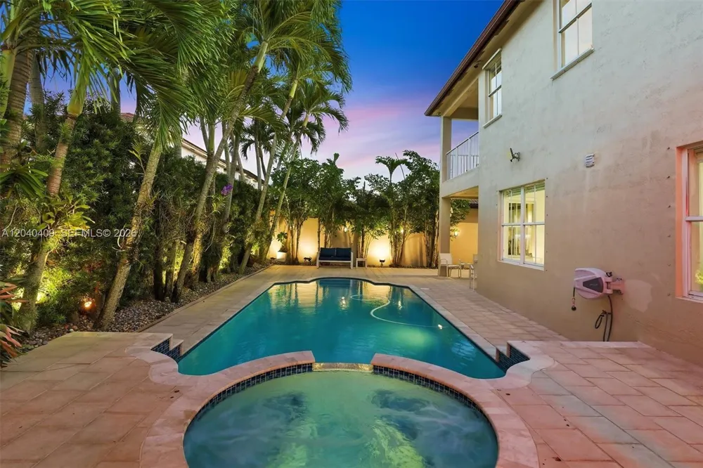 2517 SW 148th Ct Miami, FL 33185