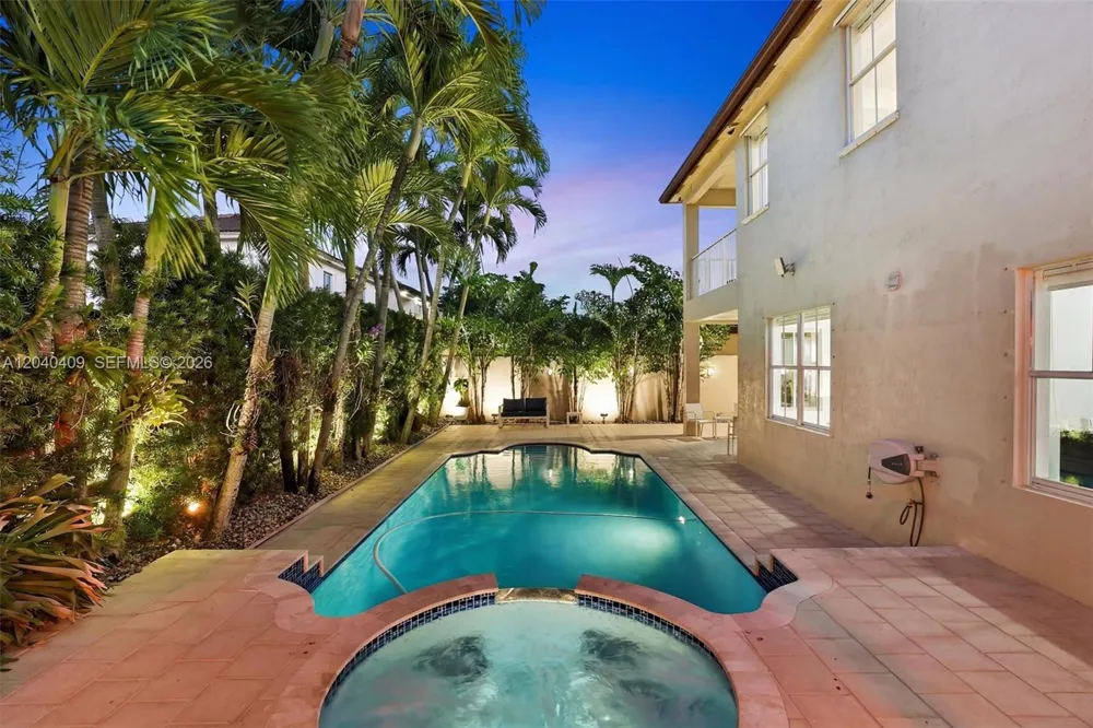 2517 SW 148th Ct Miami, FL 33185