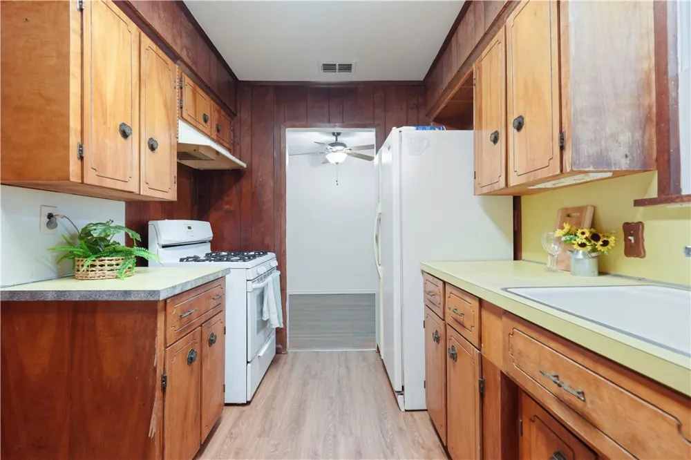 1821 Hawthorne Drive Corpus Christi, TX 78404