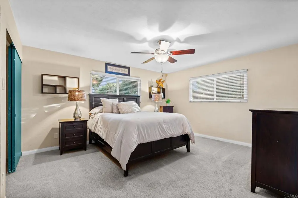 267 Hannalei Dr Vista, CA 92083