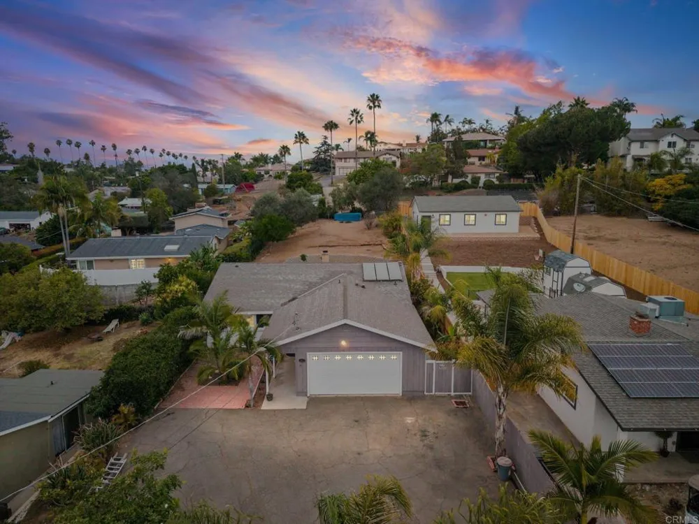 267 Hannalei Dr Vista, CA 92083