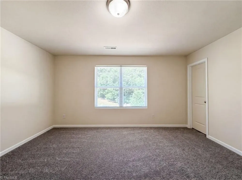 3423 Anita Glen Drive Greensboro, NC 27405