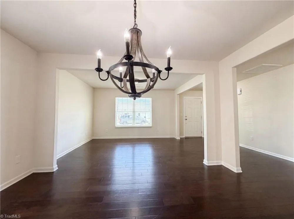 3423 Anita Glen Drive Greensboro, NC 27405