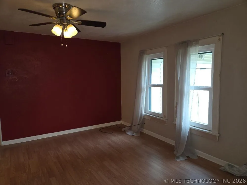 214 S 4th Eufaula, OK 74432
