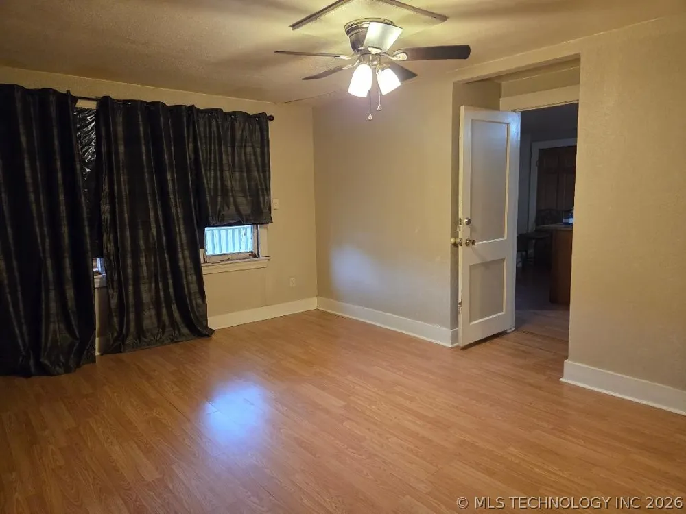 214 S 4th Eufaula, OK 74432
