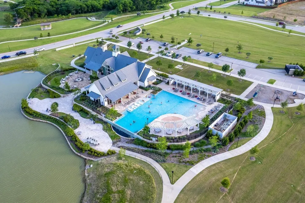 1104 Bluestem Drive Aubrey, TX 76227